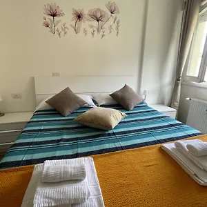 By Foot Apartamento